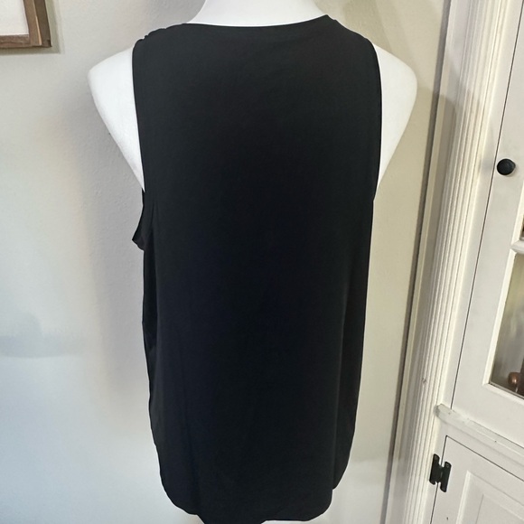 Lilly Pulitzer Black Luxletic Sleeveless Tank Top - Picture 4 of 6